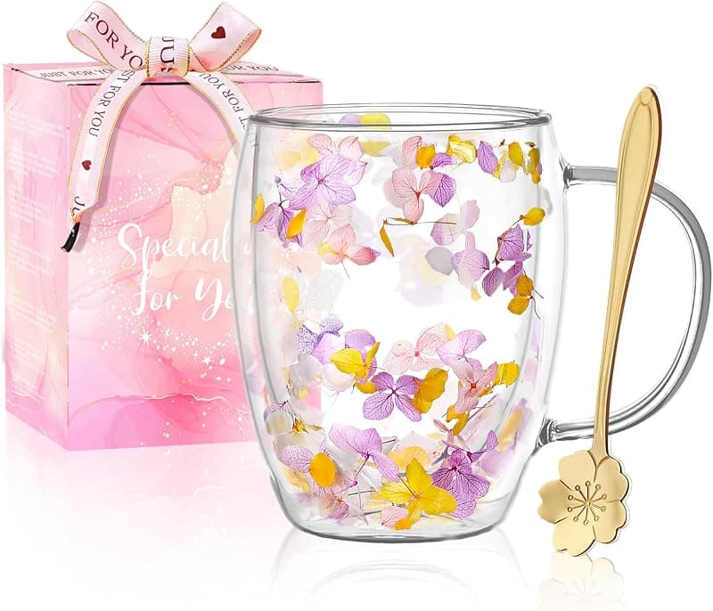 Tasse à double paroi en verre avec fleurs séchées
